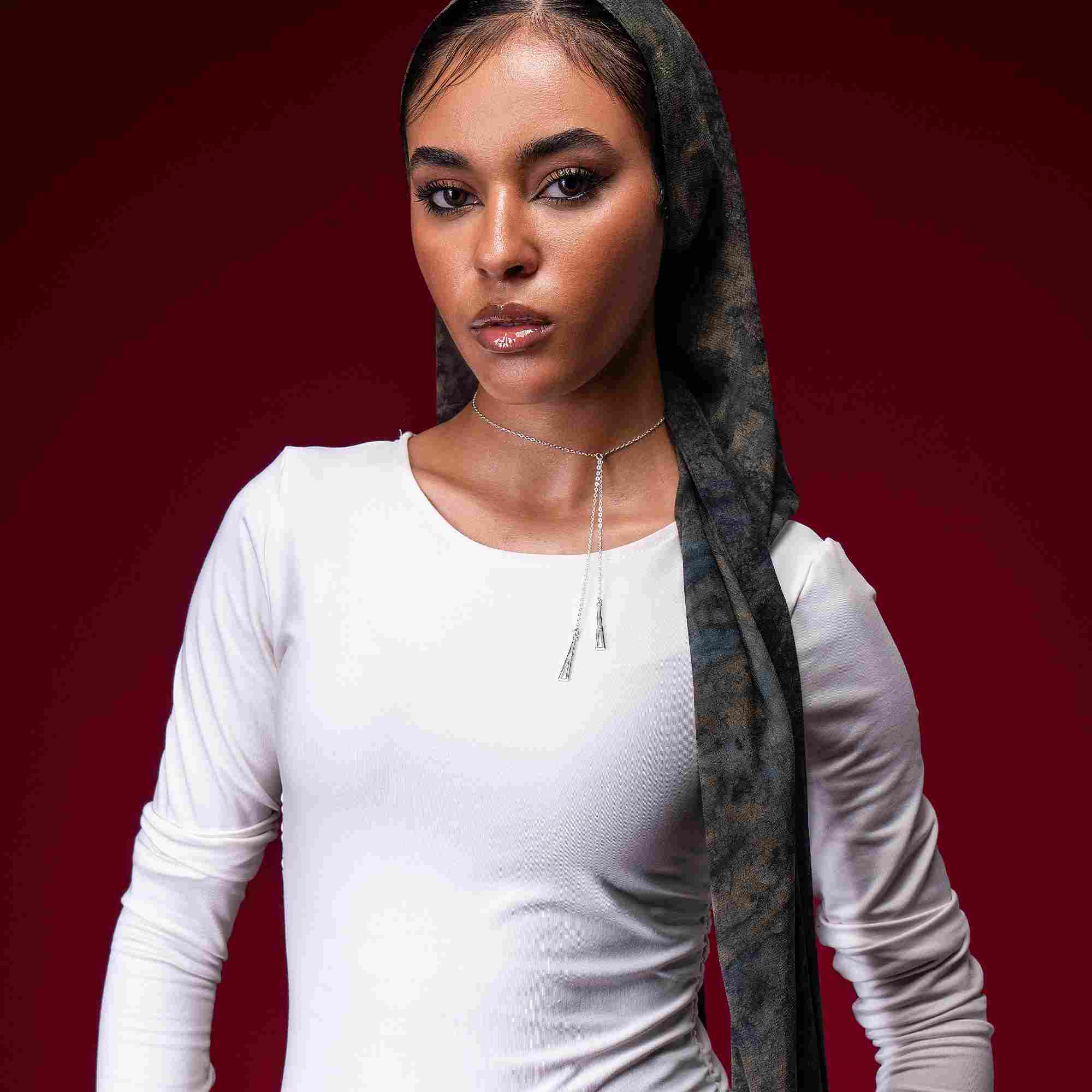 قلادة دويل انجيلس