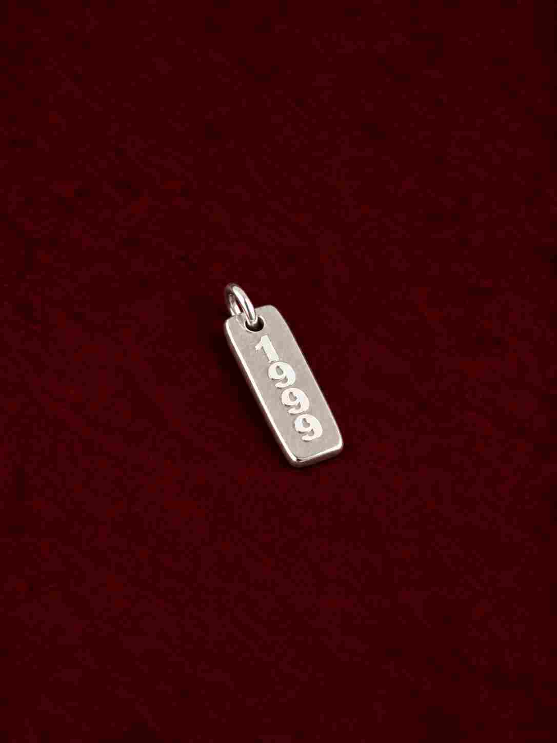 Silver Verge with Silver Memory Pendant