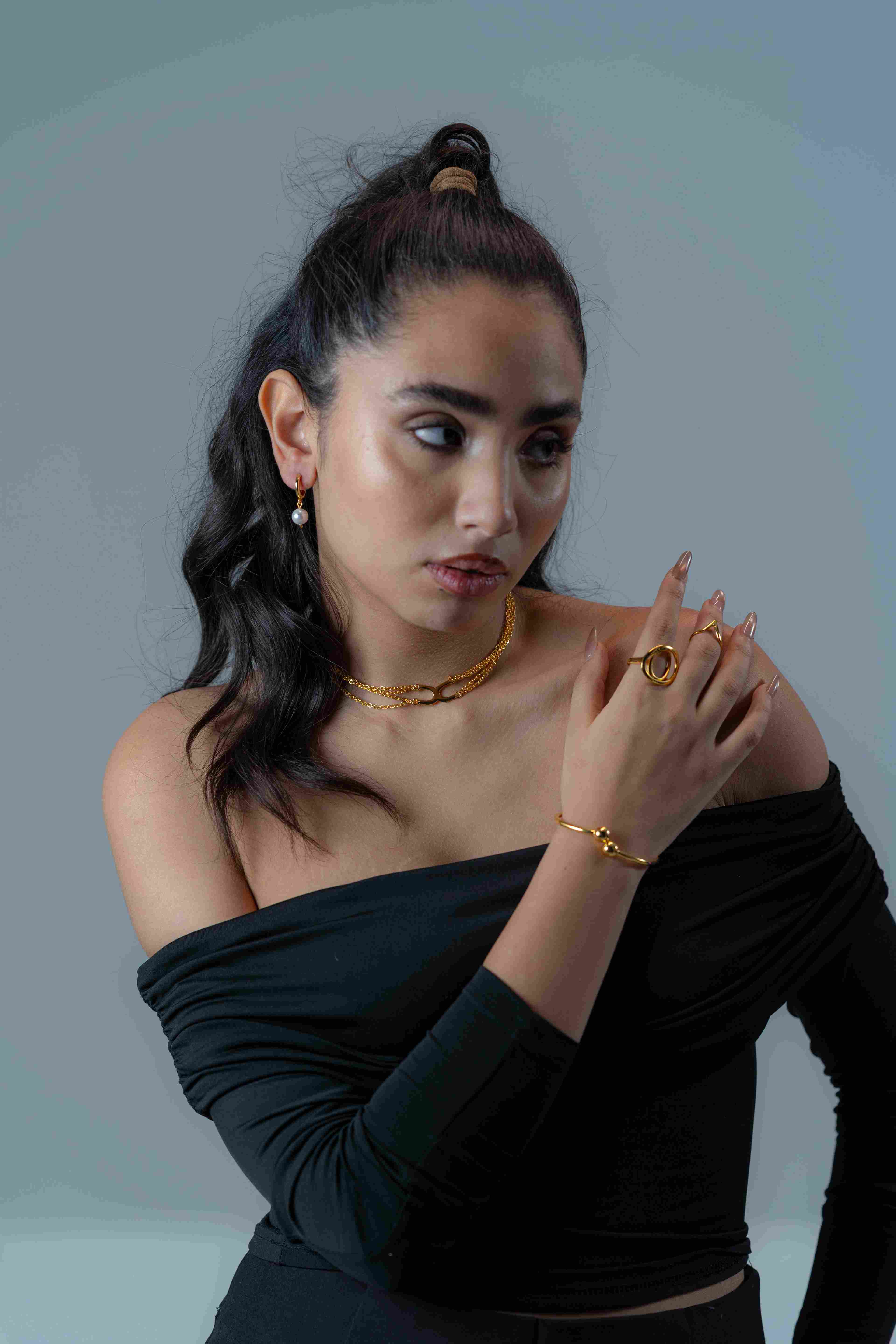 Aura Cuff Bracelet - gold