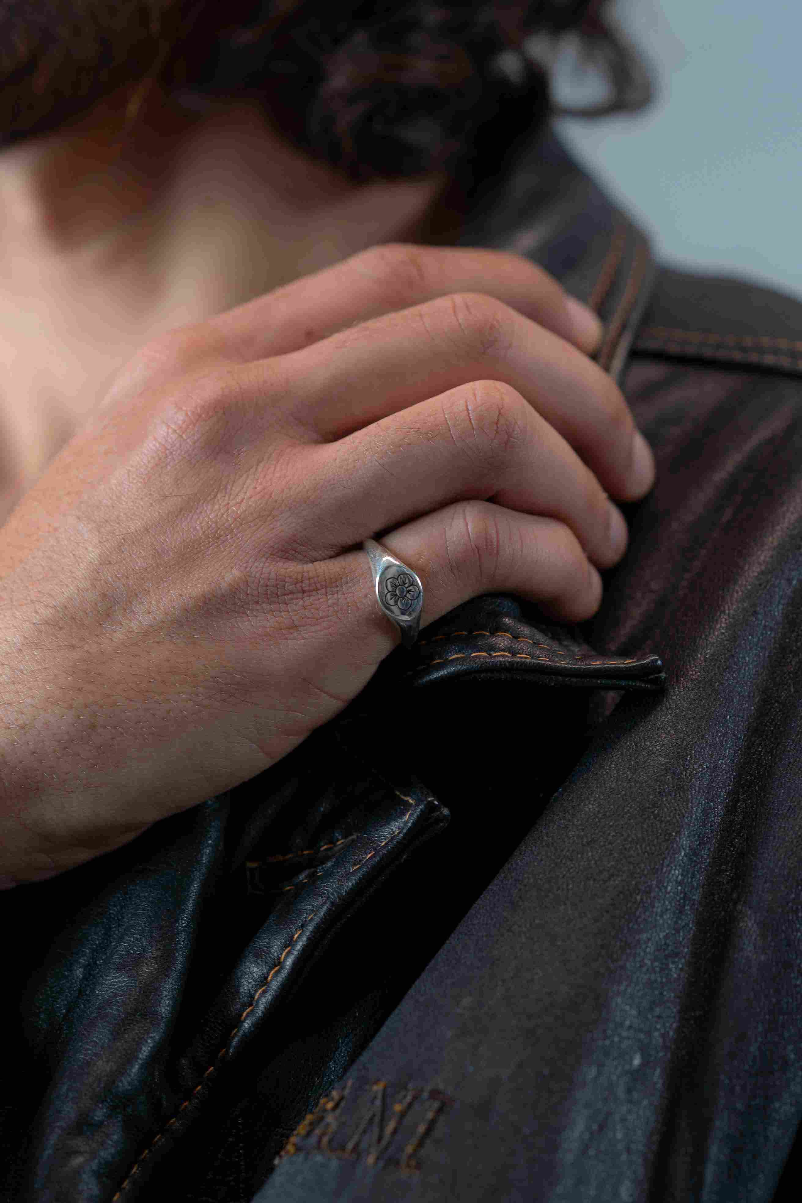 Bloom Signet Ring