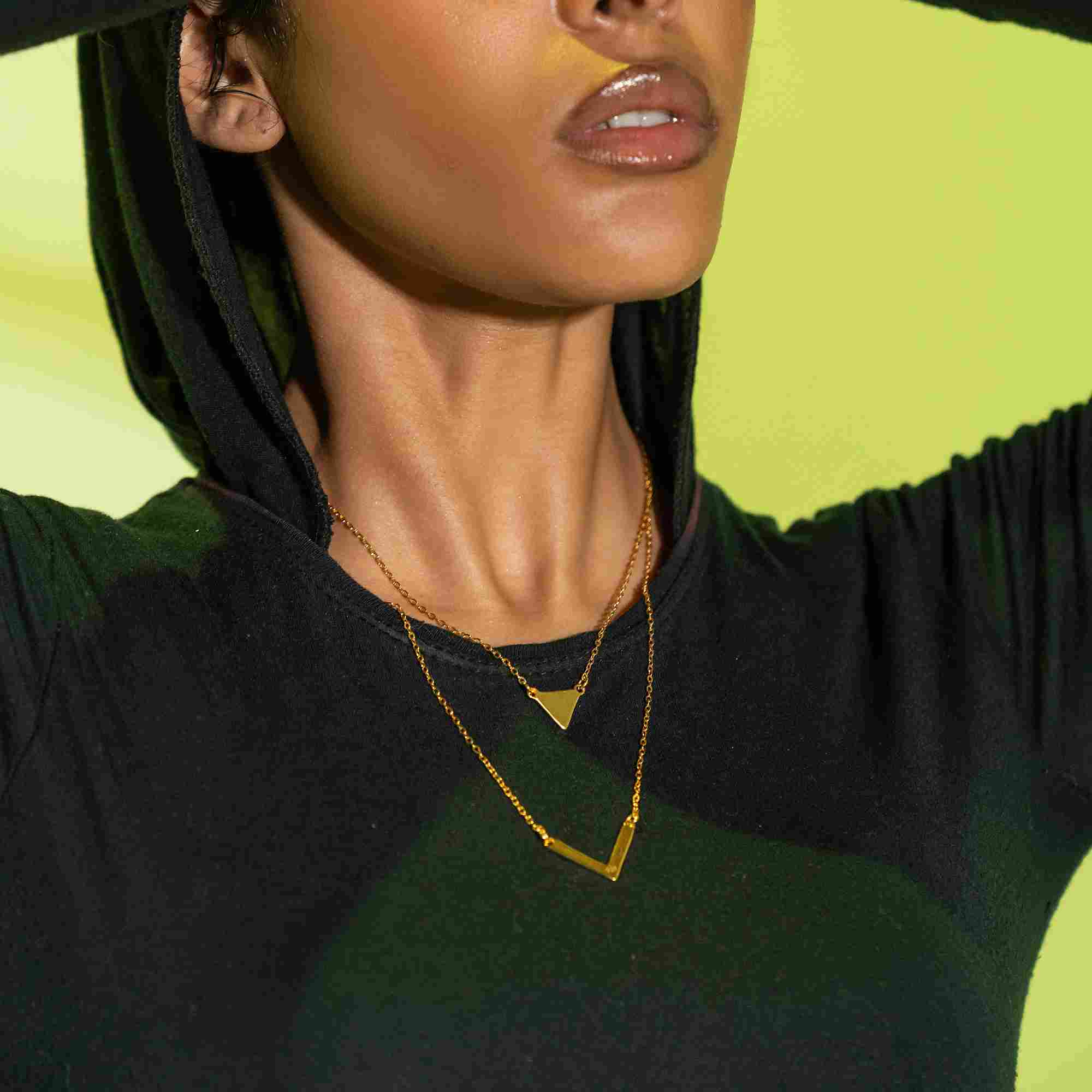 قلادة جولدن بوردرز