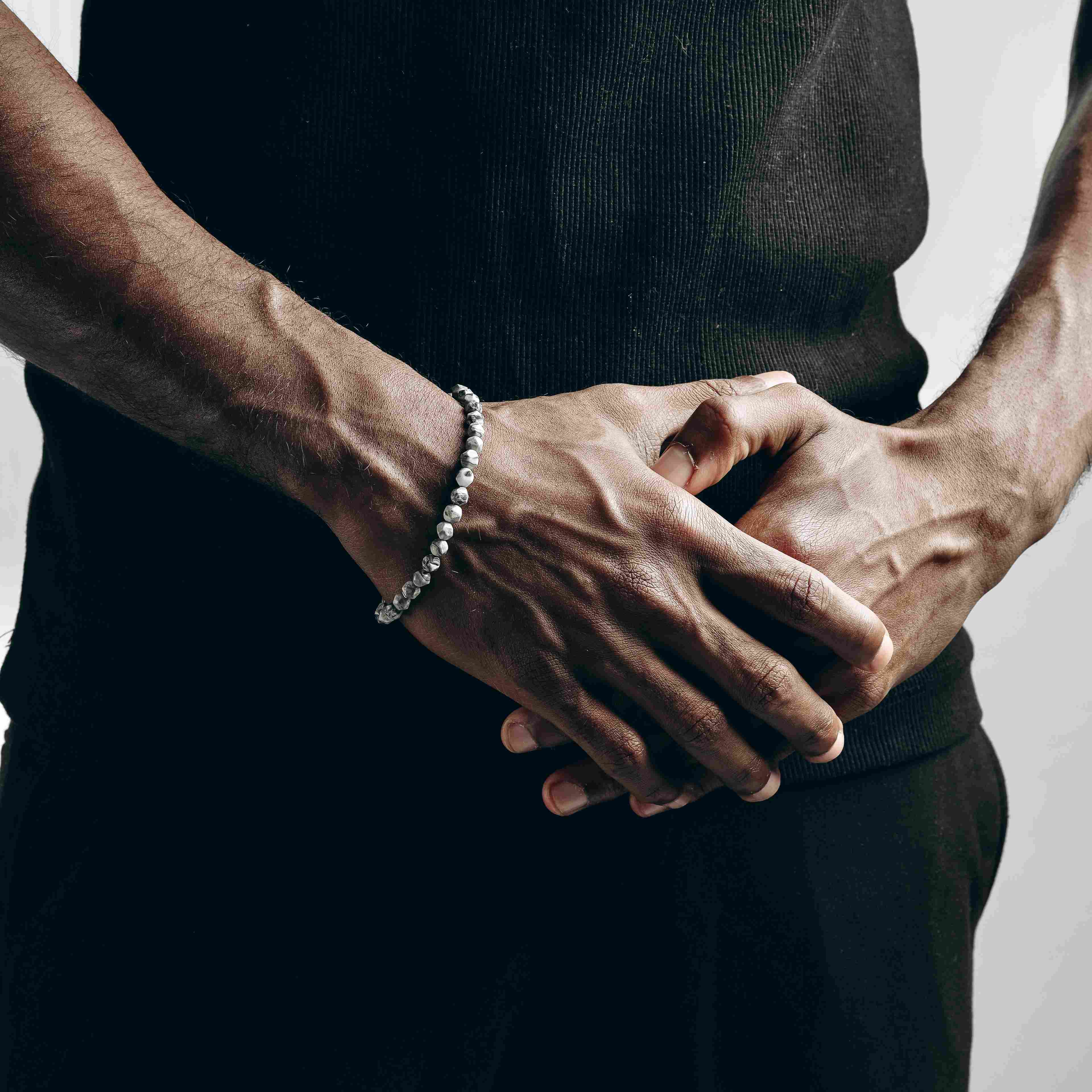 سوار يدوي أفريقي