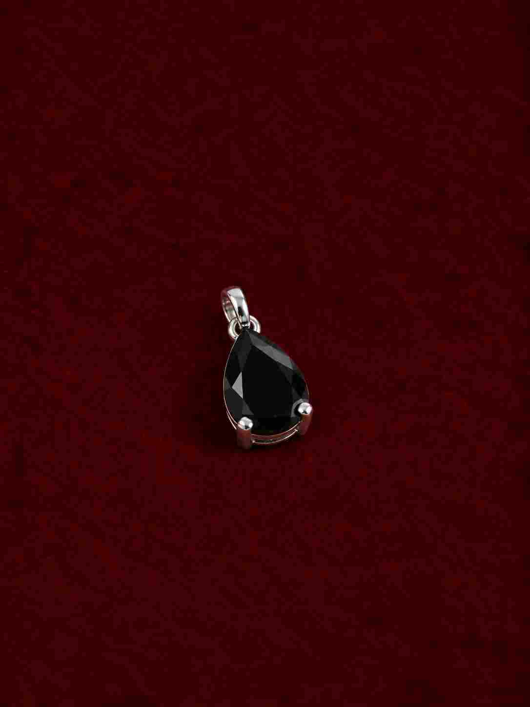 Pear Zircon Necklace - black