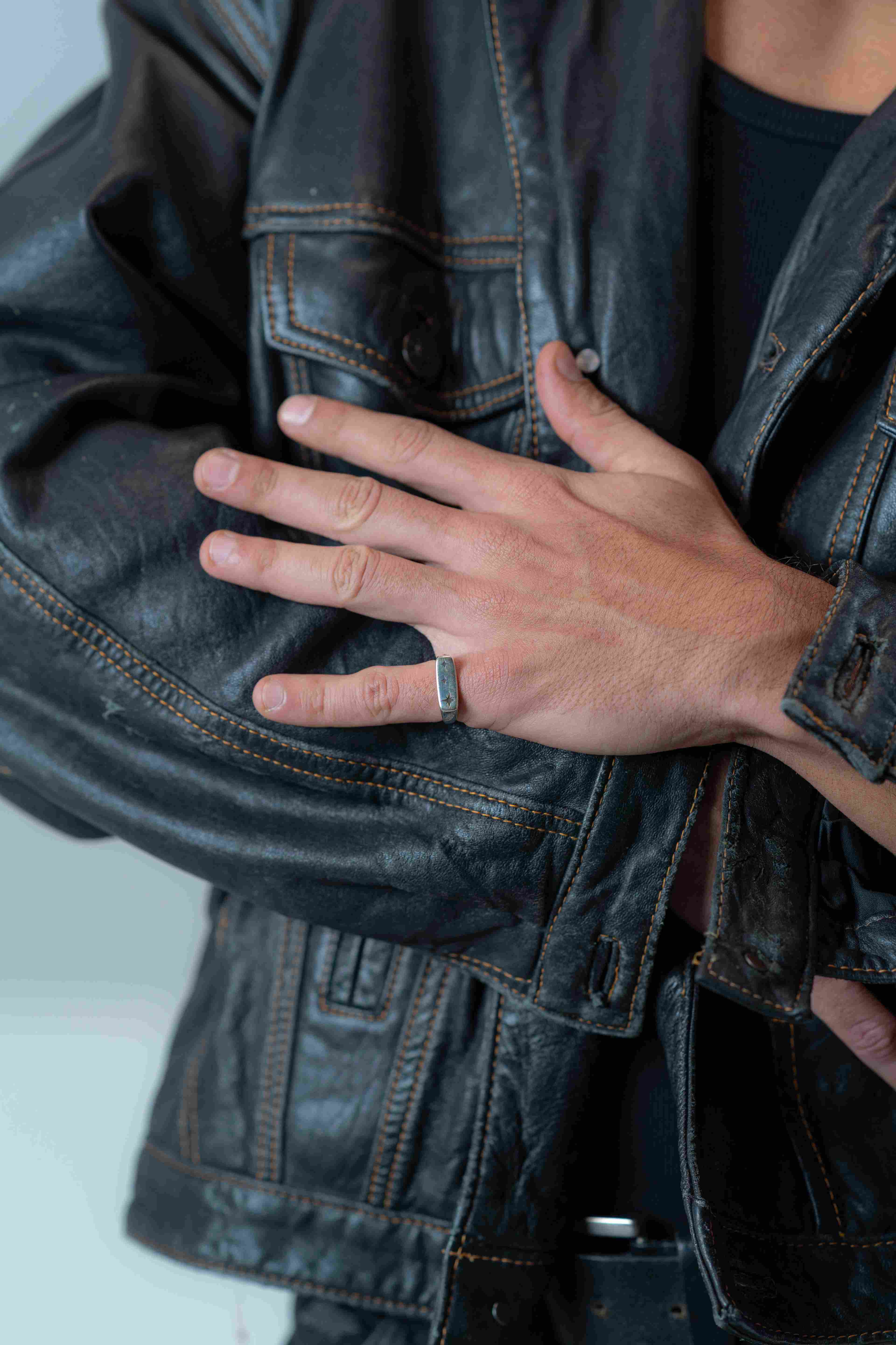 Oxidized Stellar Ring