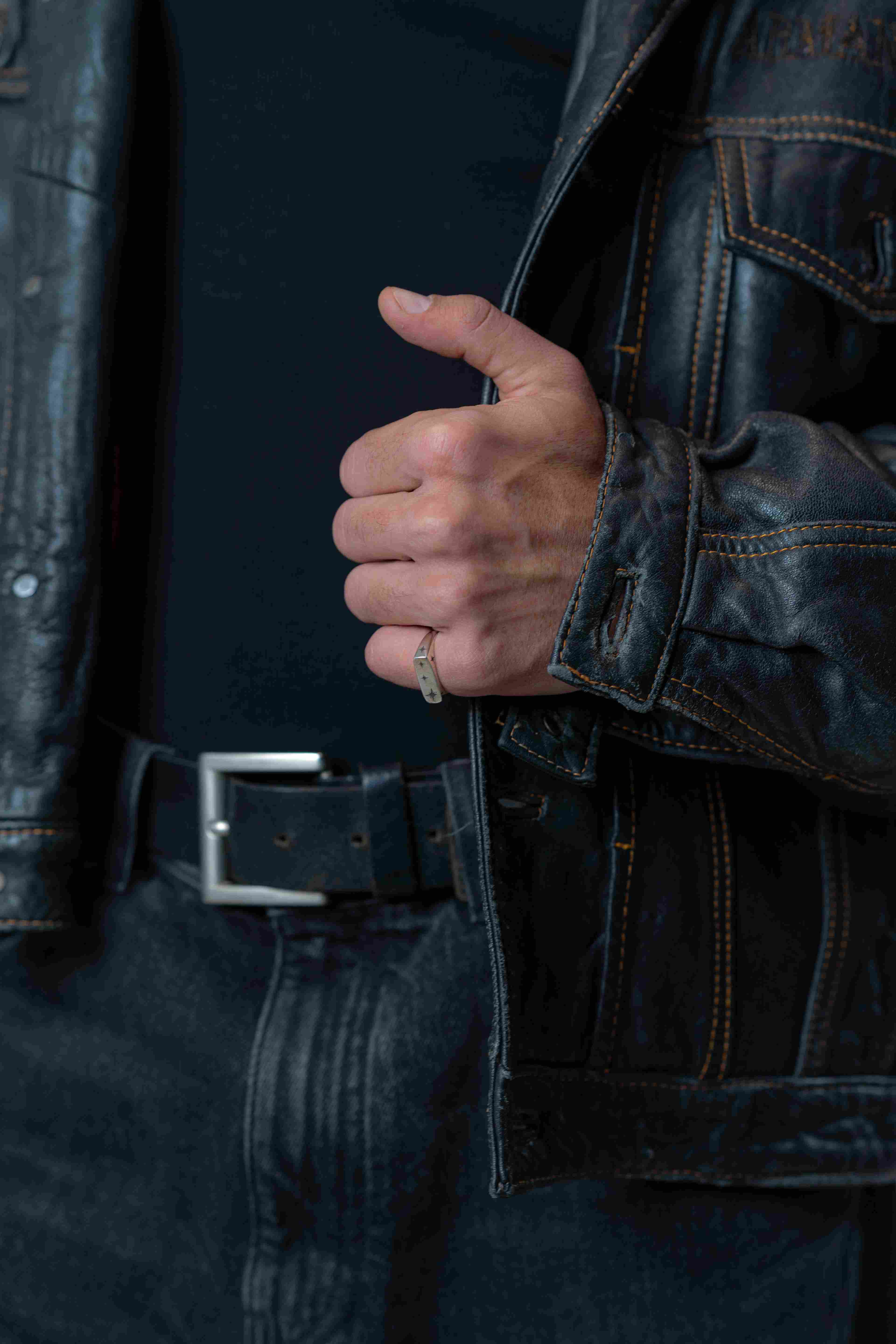 Oxidized Stellar Ring