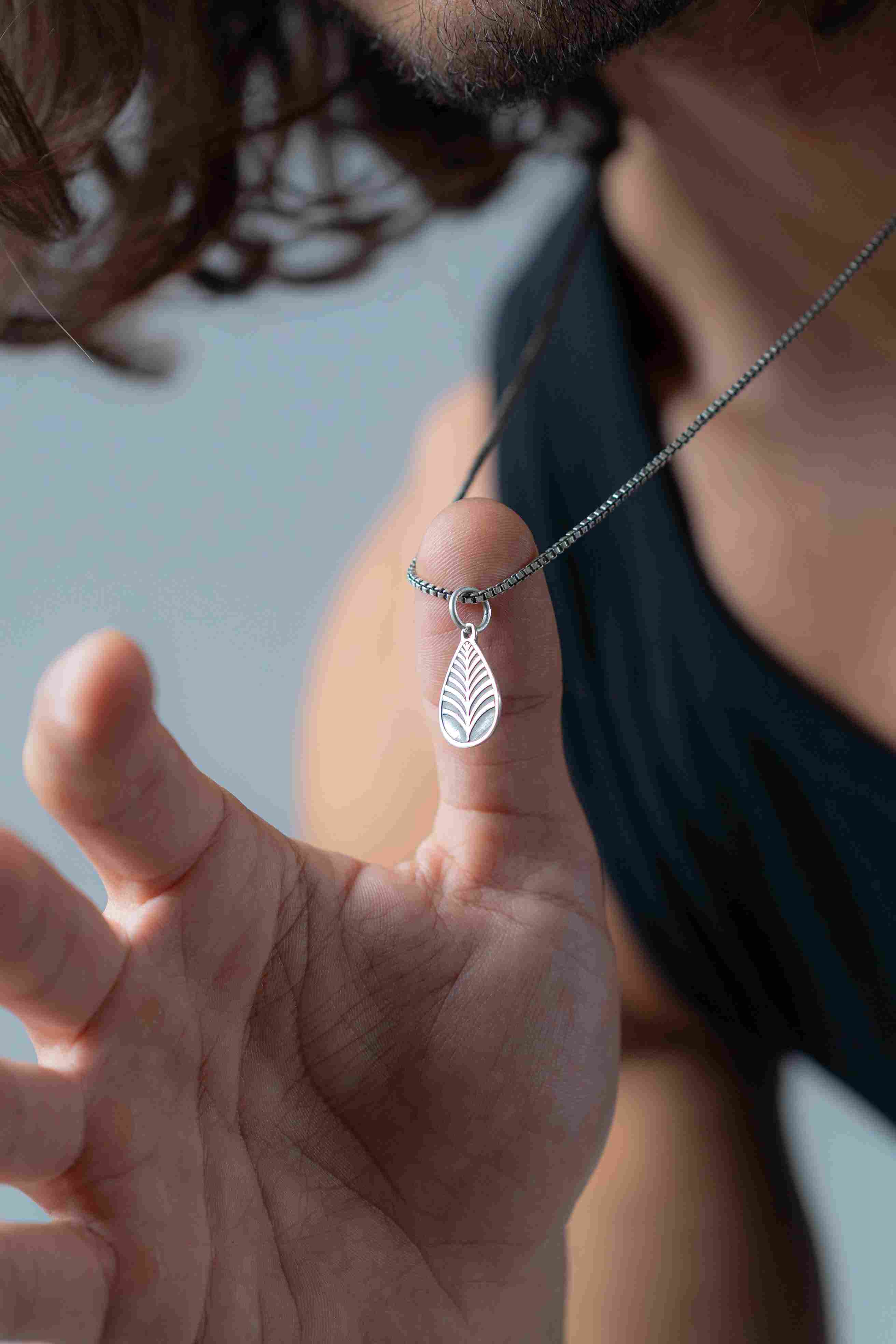 Oxidized Leaf Necklace