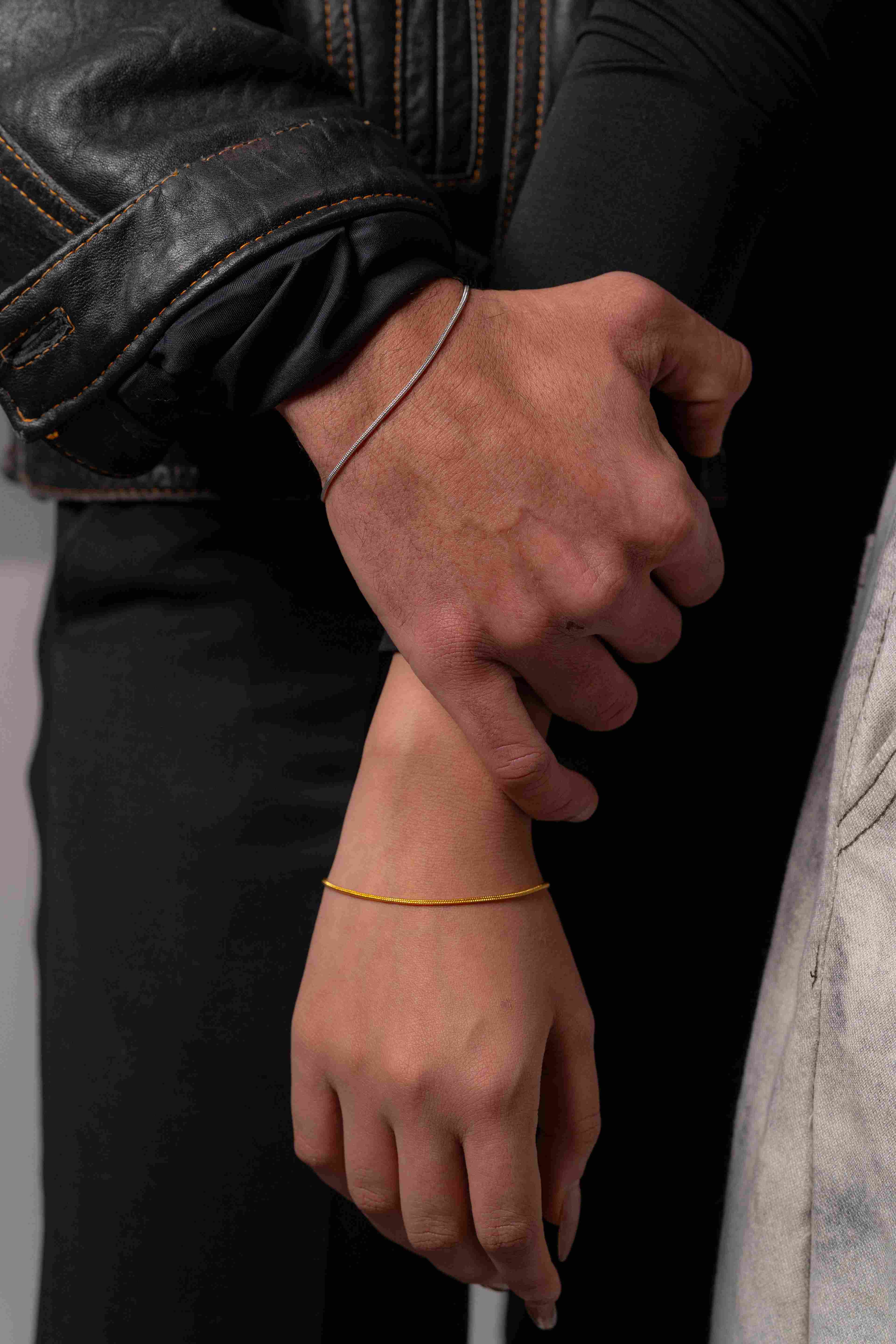 Verge Couple's Bracelet Set