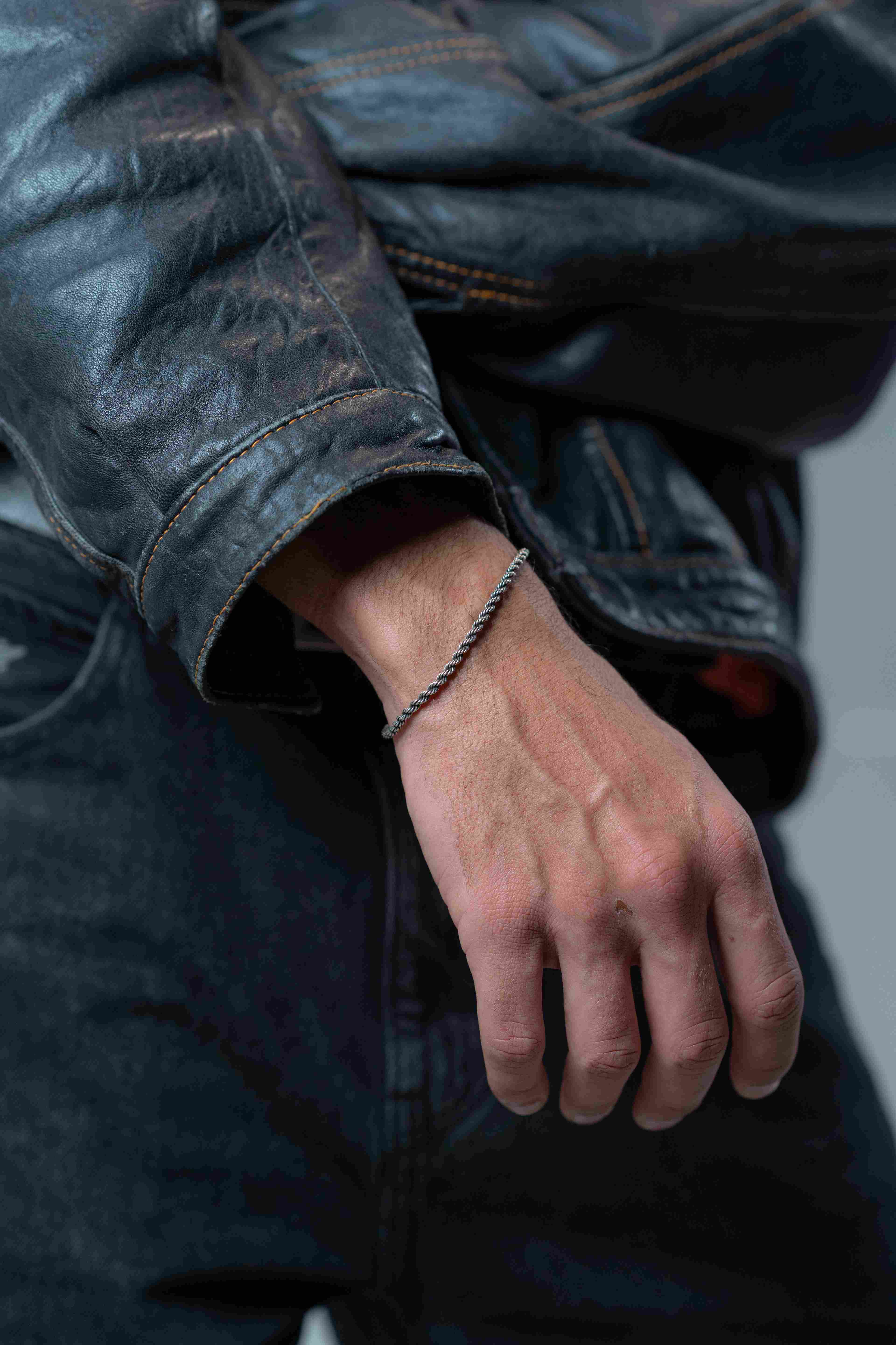 Oxide Twisted Bracelet