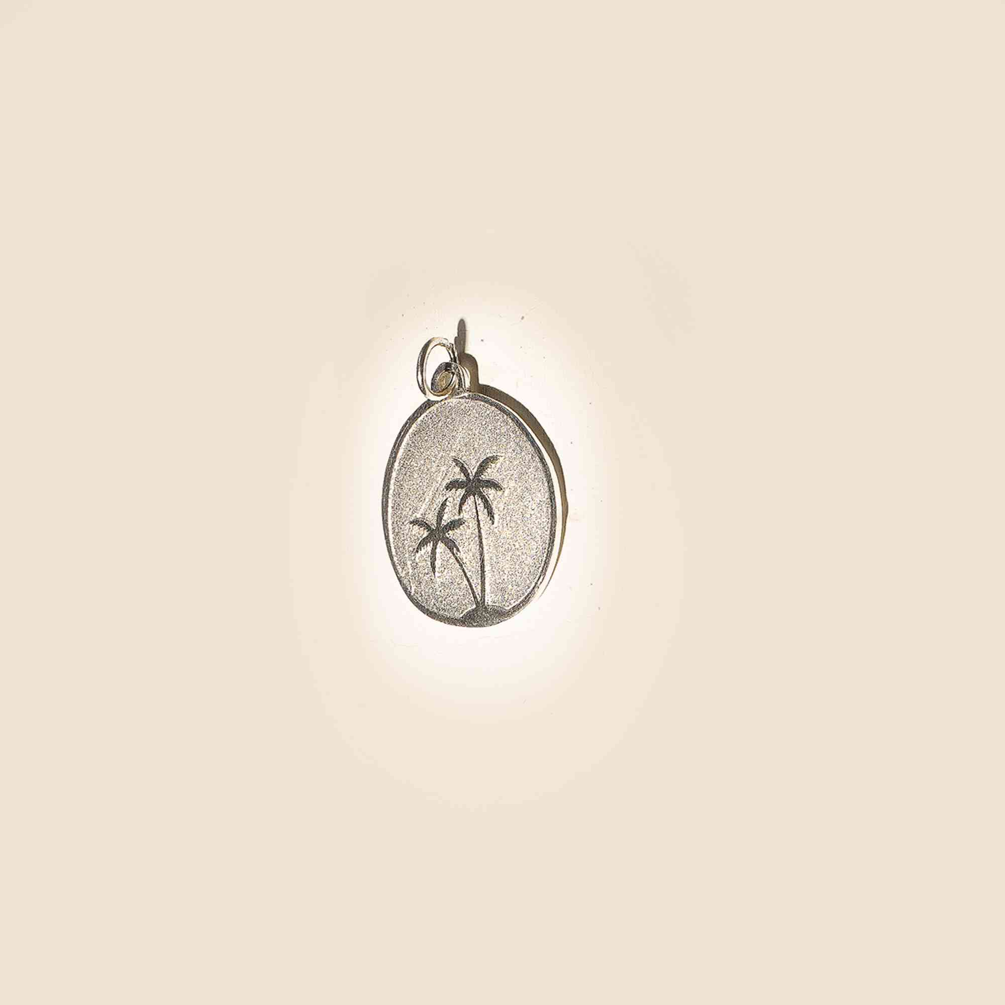 Luna Palms Pendant