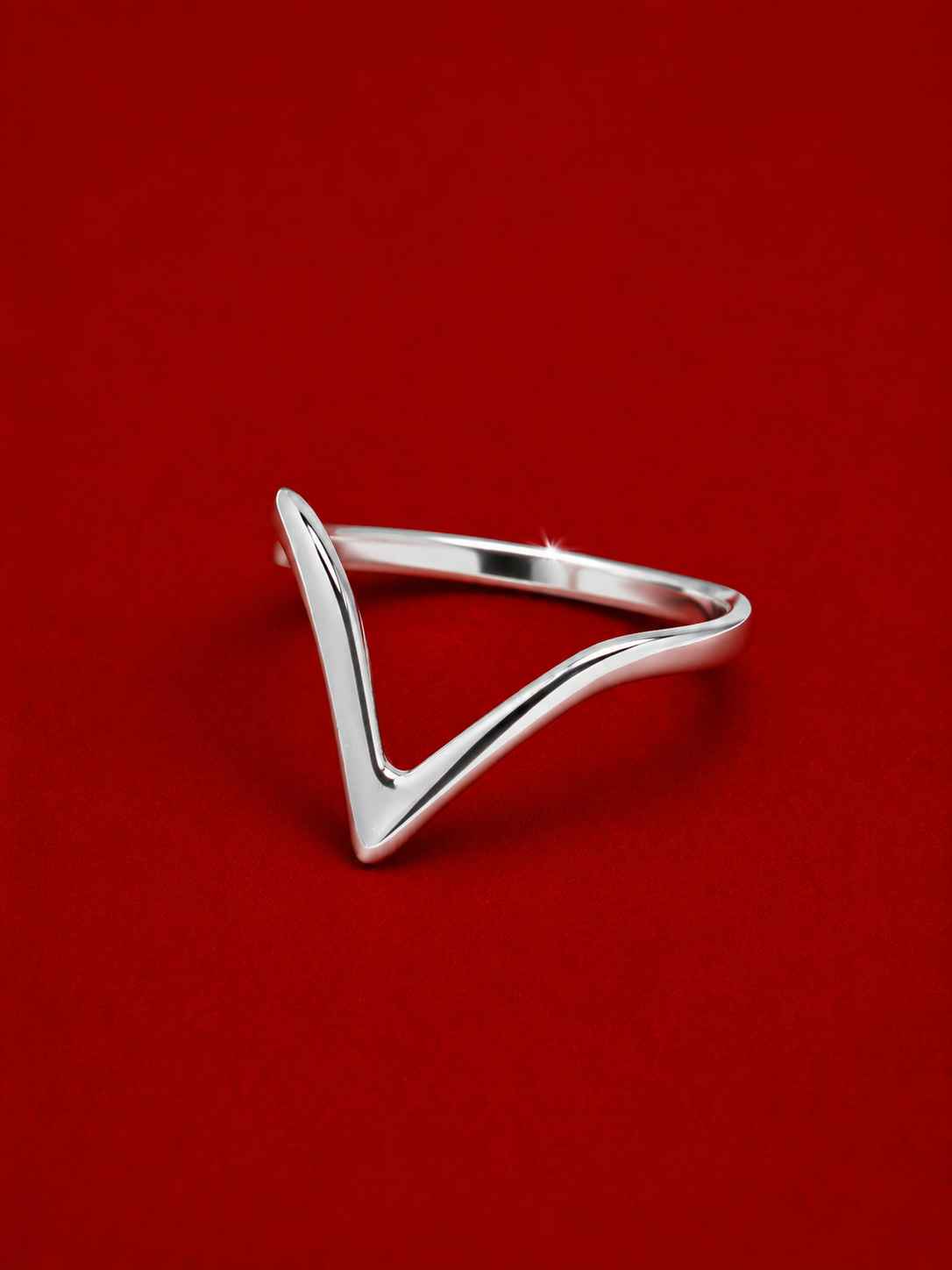 Silver Dart Ring
