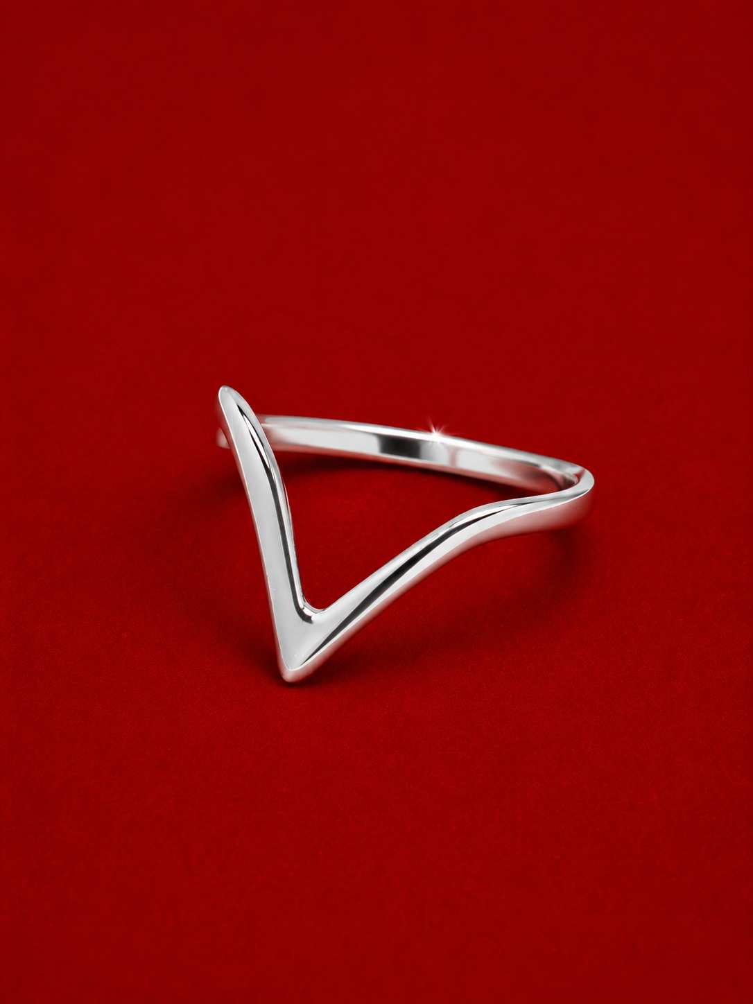 Silver Dart Ring
