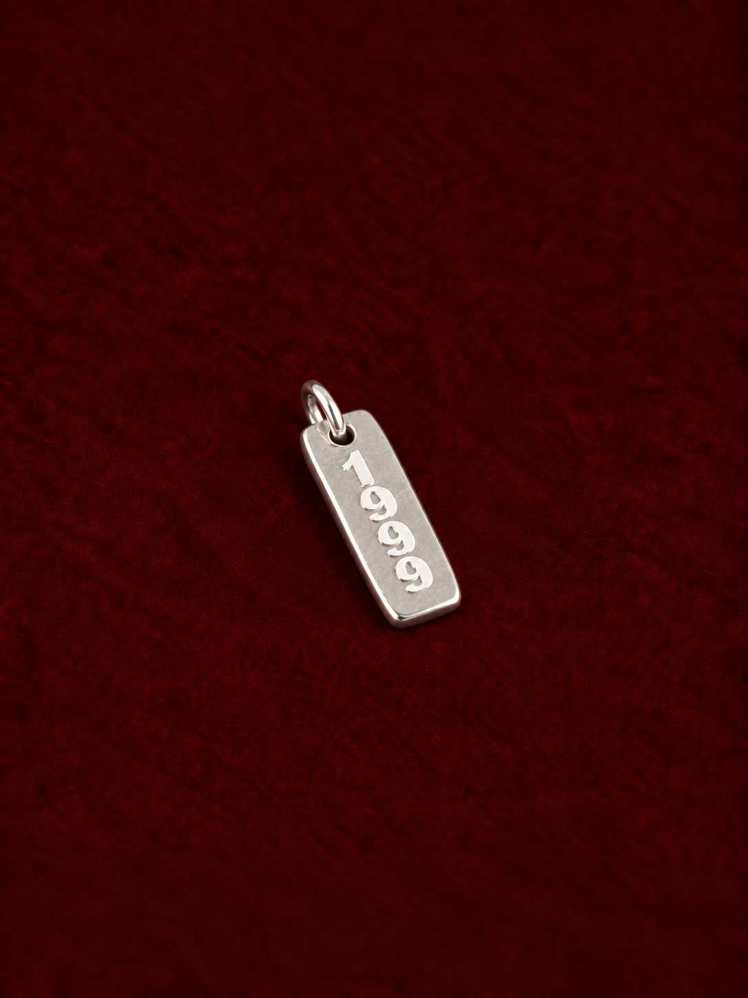 Silver Verge with Silver Memory Pendant
