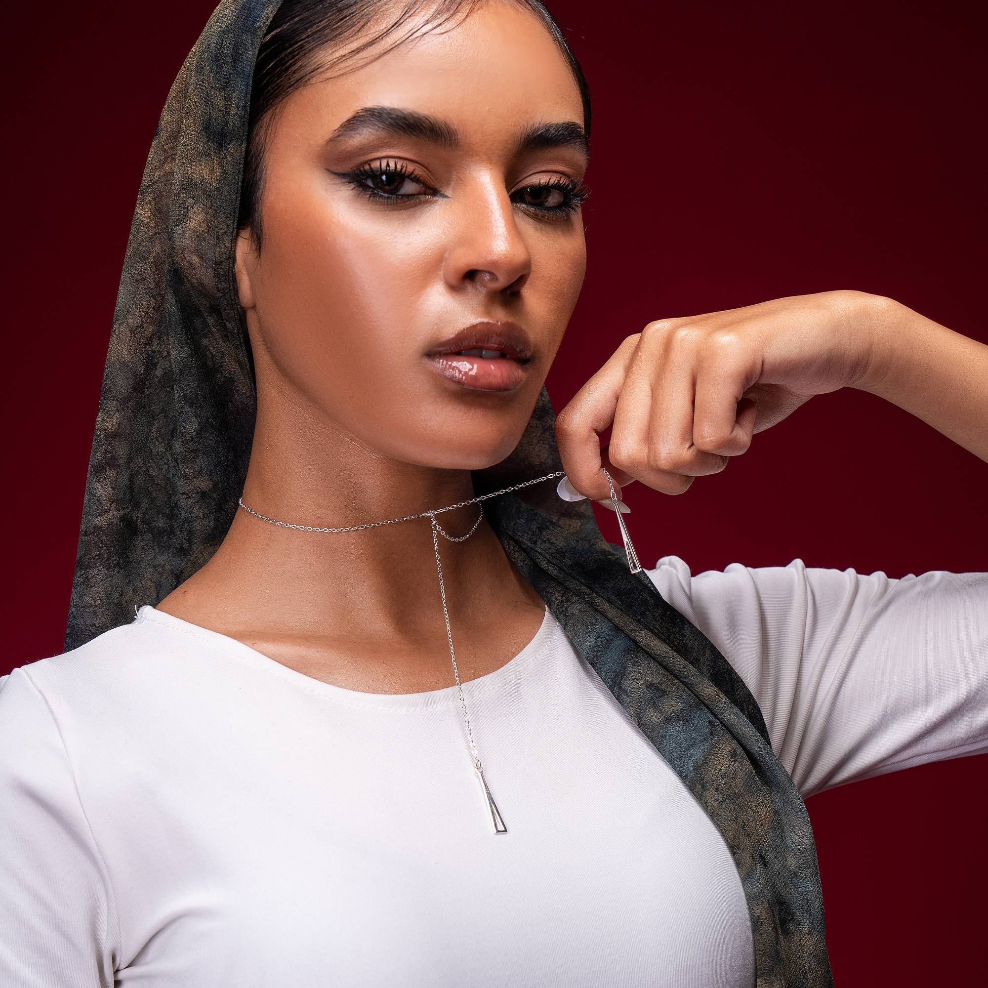 قلادة دويل انجيلس