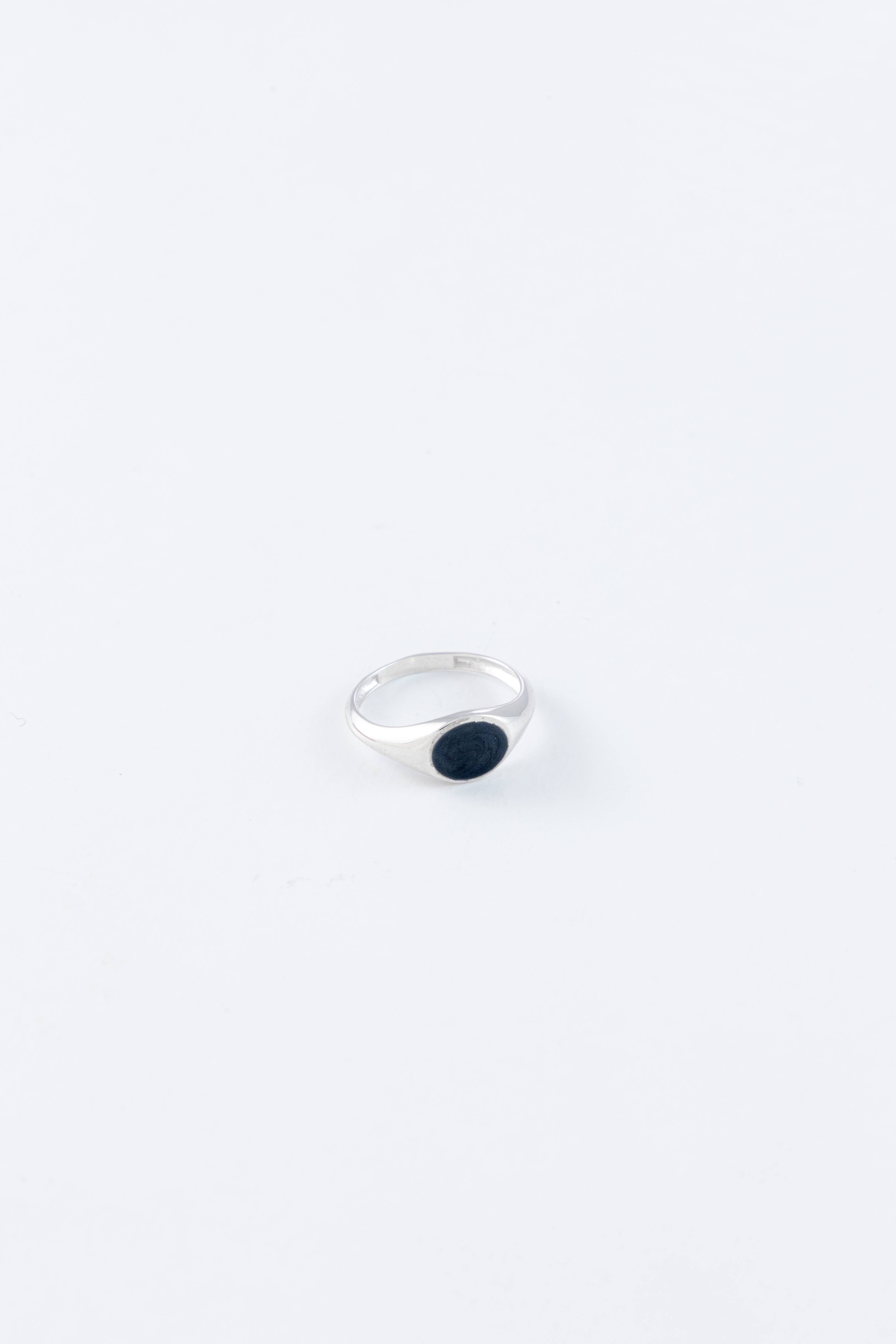 Noir Ring