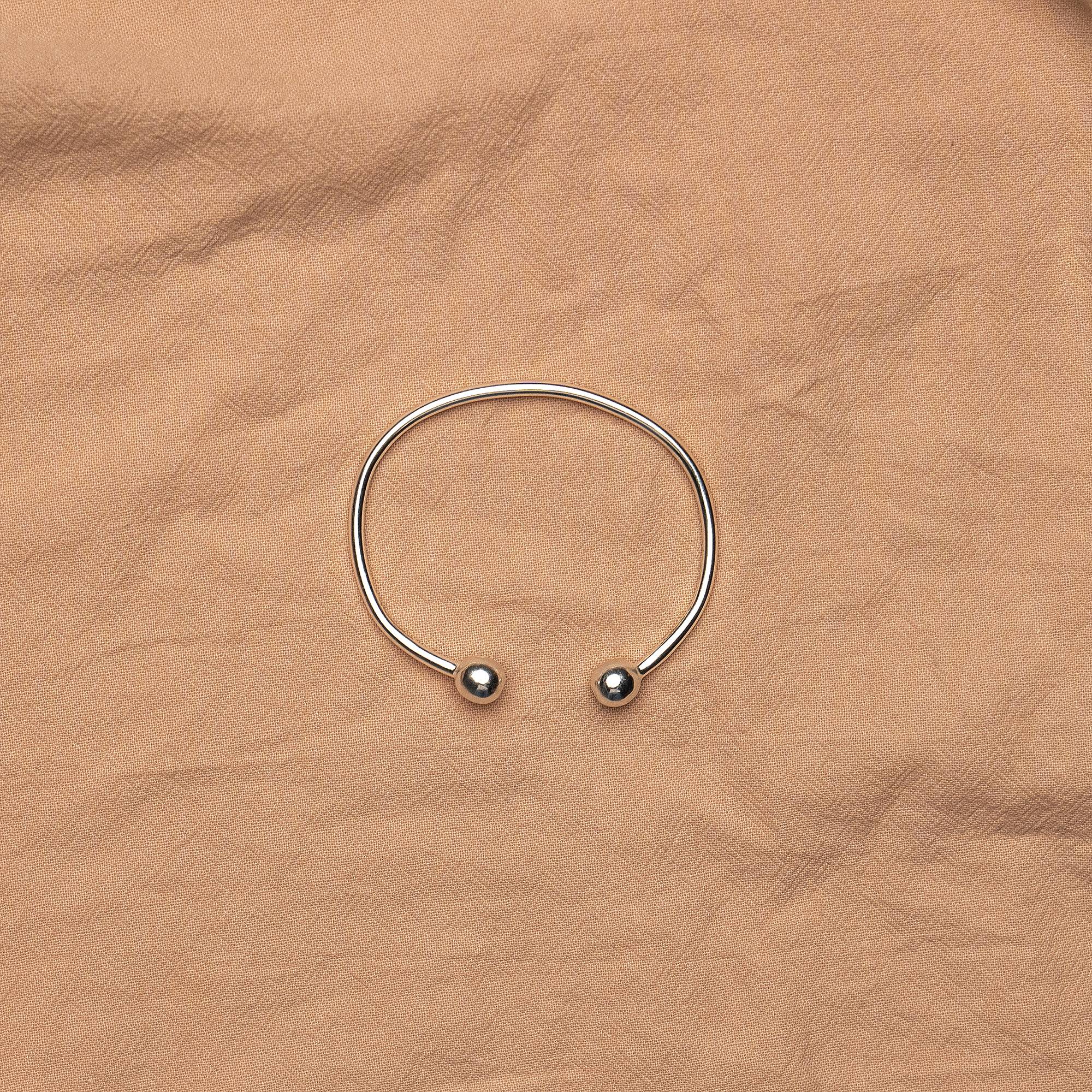 The Bold Warrior Cuff - silver