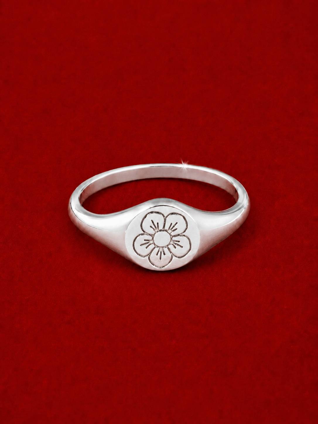 Bloom Signet Ring