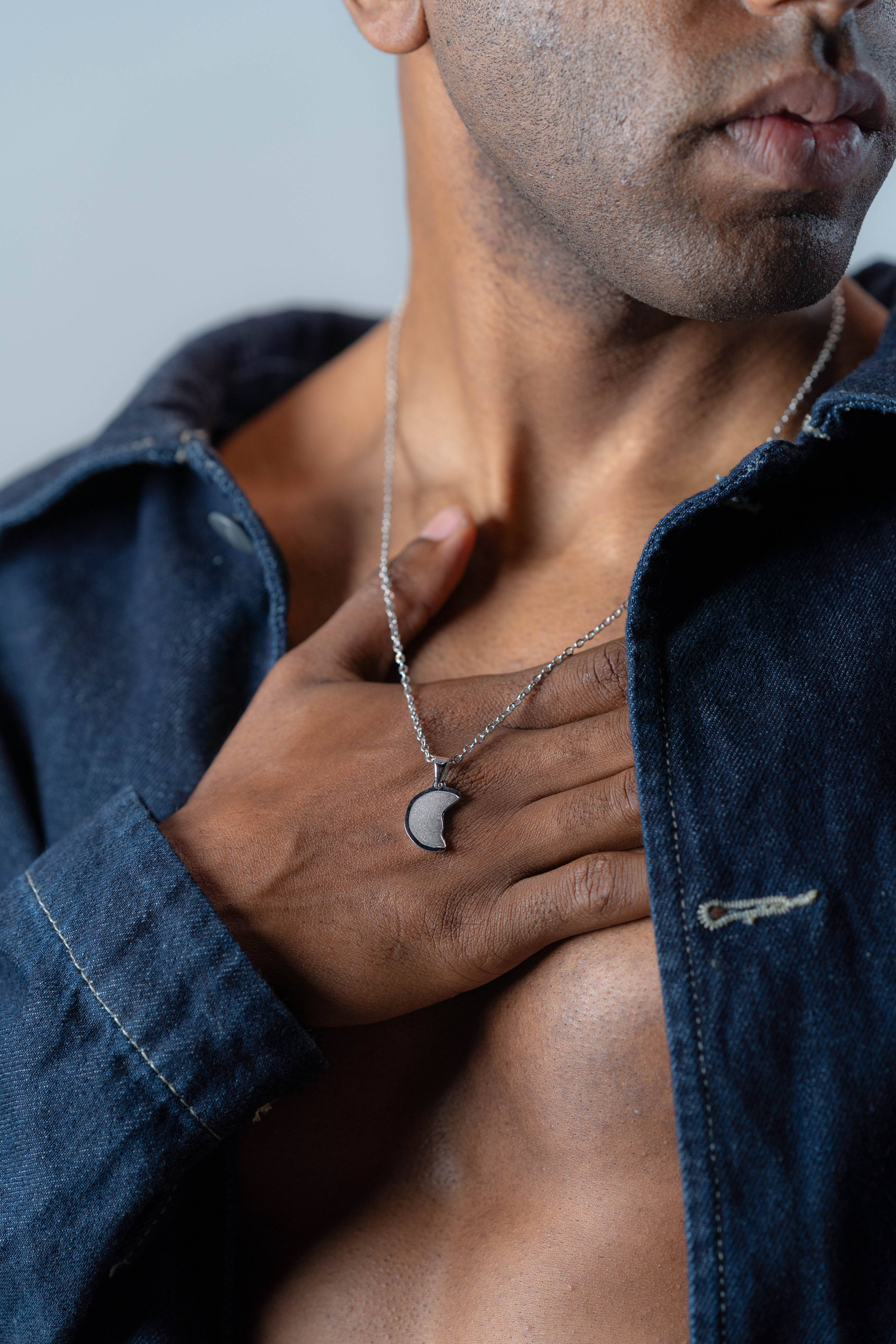 Split Moon Necklace - silver