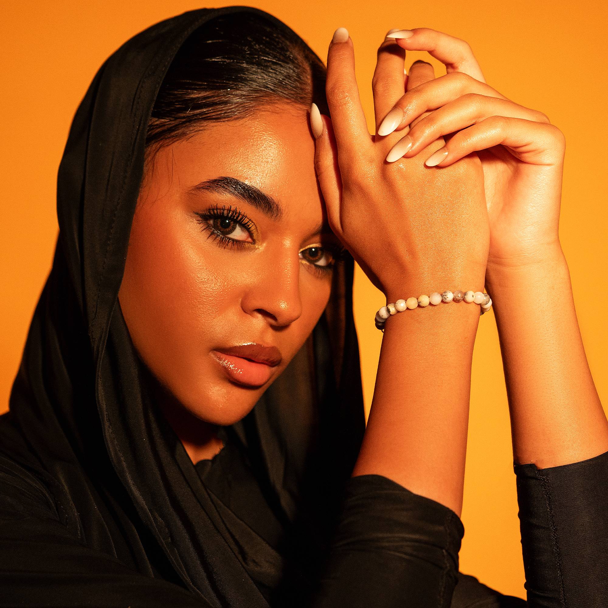 Earthy Gloss Bracelet