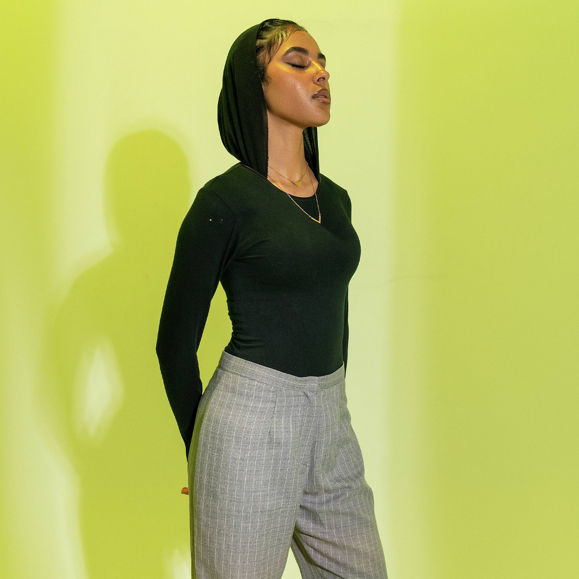 قلادة جولدن بوردرز