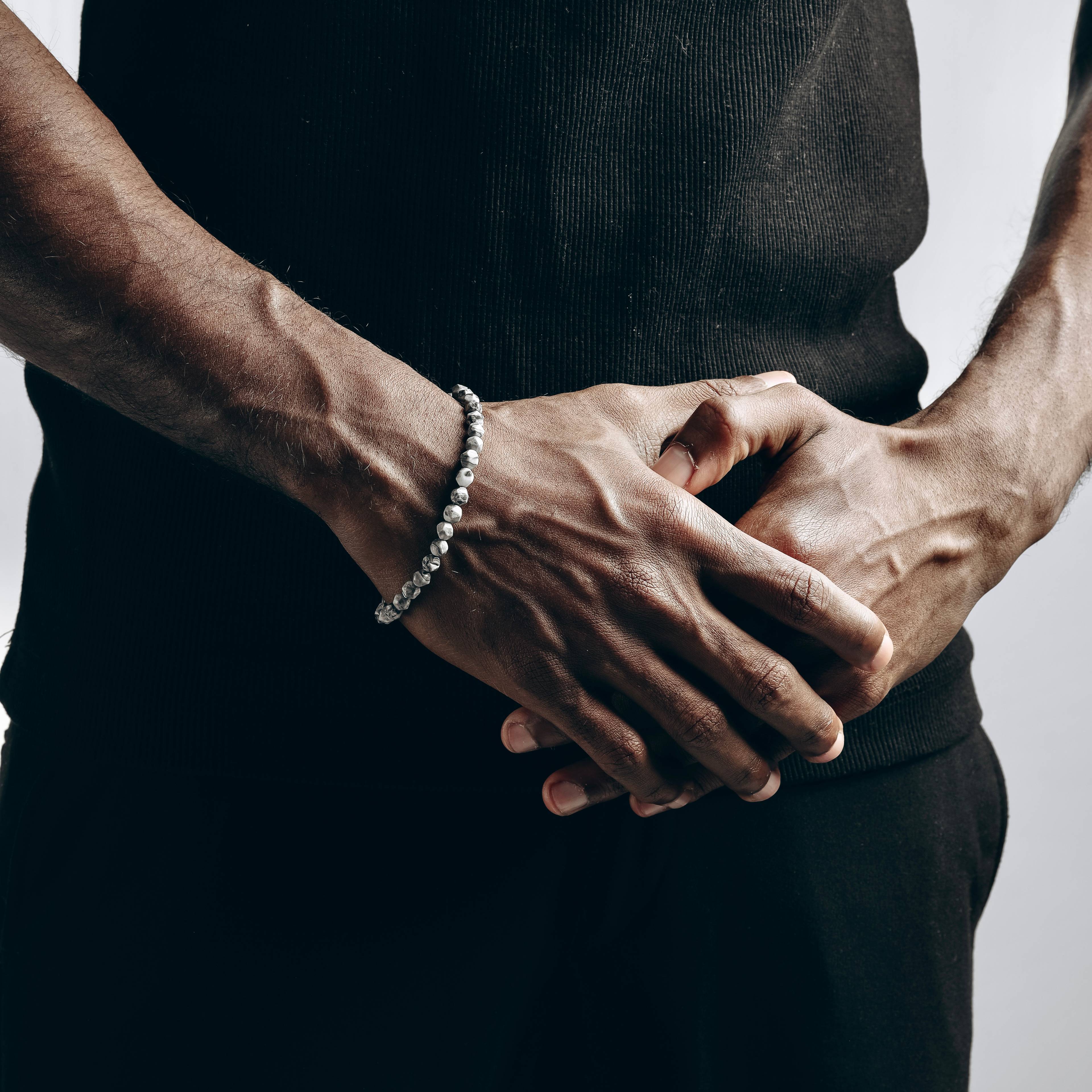 سوار يدوي أفريقي