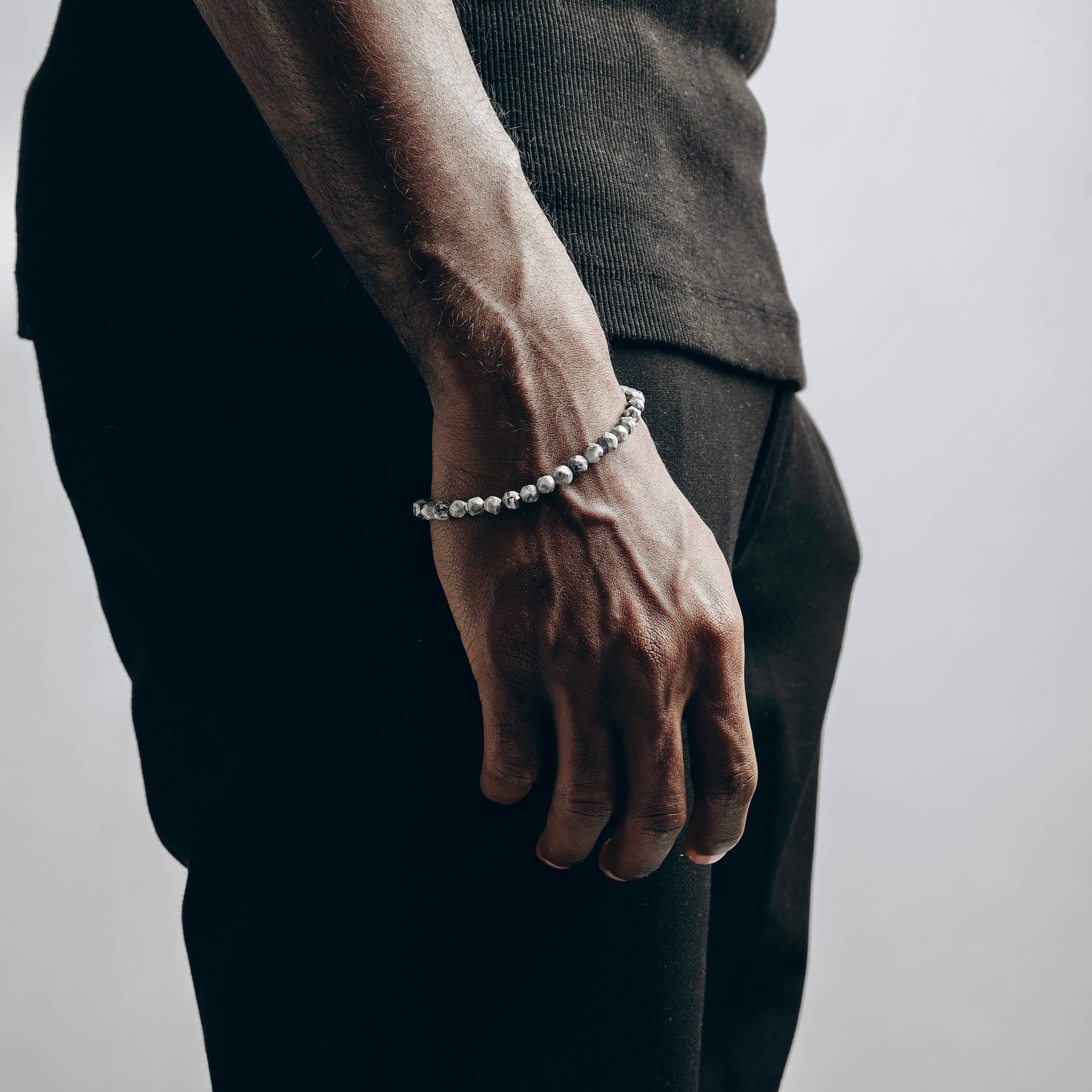 سوار يدوي أفريقي